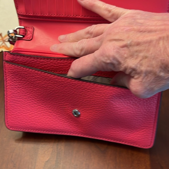 NWOT Michael Kors Jet Set Charm Small Phone Crossbody - Picture 12 of 15